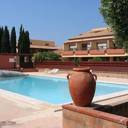 Lagrange Du Golf Aparthotel